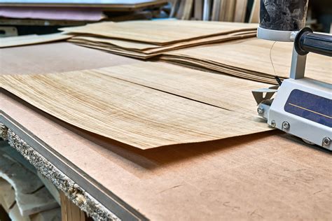 Veneer Workshop – Precision Surface Finishing